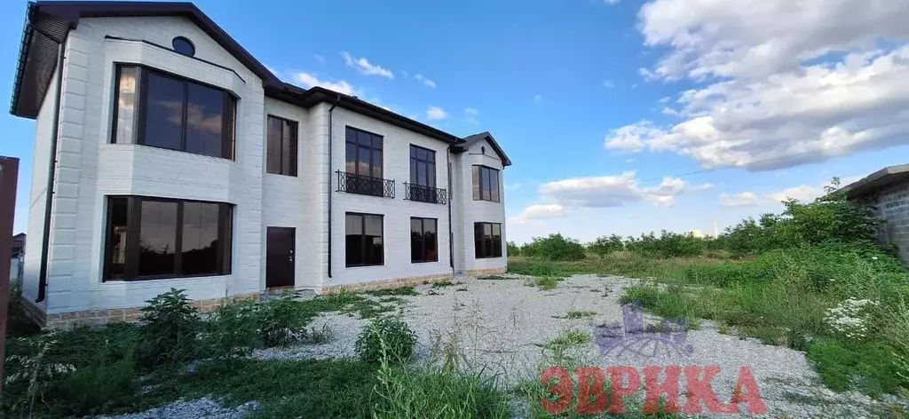 Дом в Краснодарский край, Крымск ул. Маршала Жукова, 46 (180 м) - Фото 1