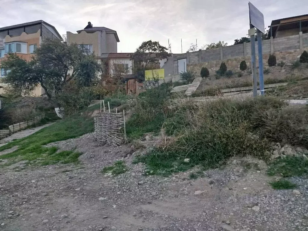 Участок в Крым, Судак ул. Гагарина (5.0 сот.) - Фото 1