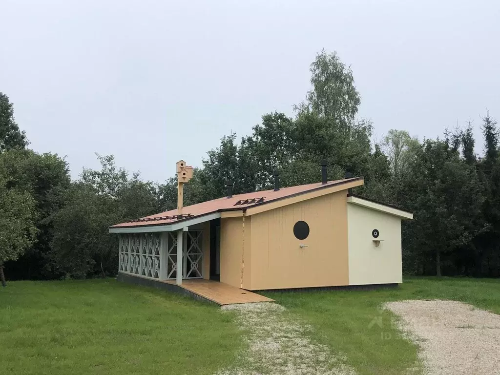Дом в Калужская область, Дзержинский район, Угорское с/пос, д. Звизжи ... - Фото 0
