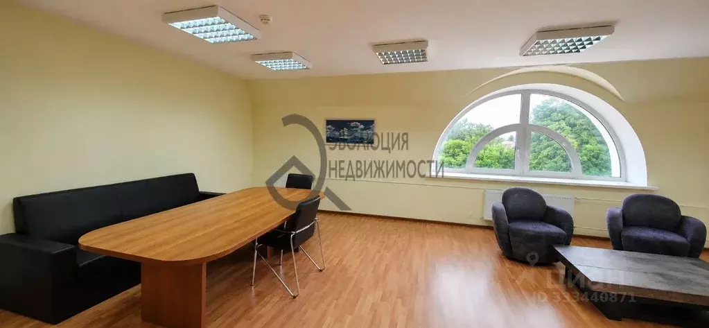 Офис в Московская область, Волоколамск Революционная ул., 3 (57 м) - Фото 2