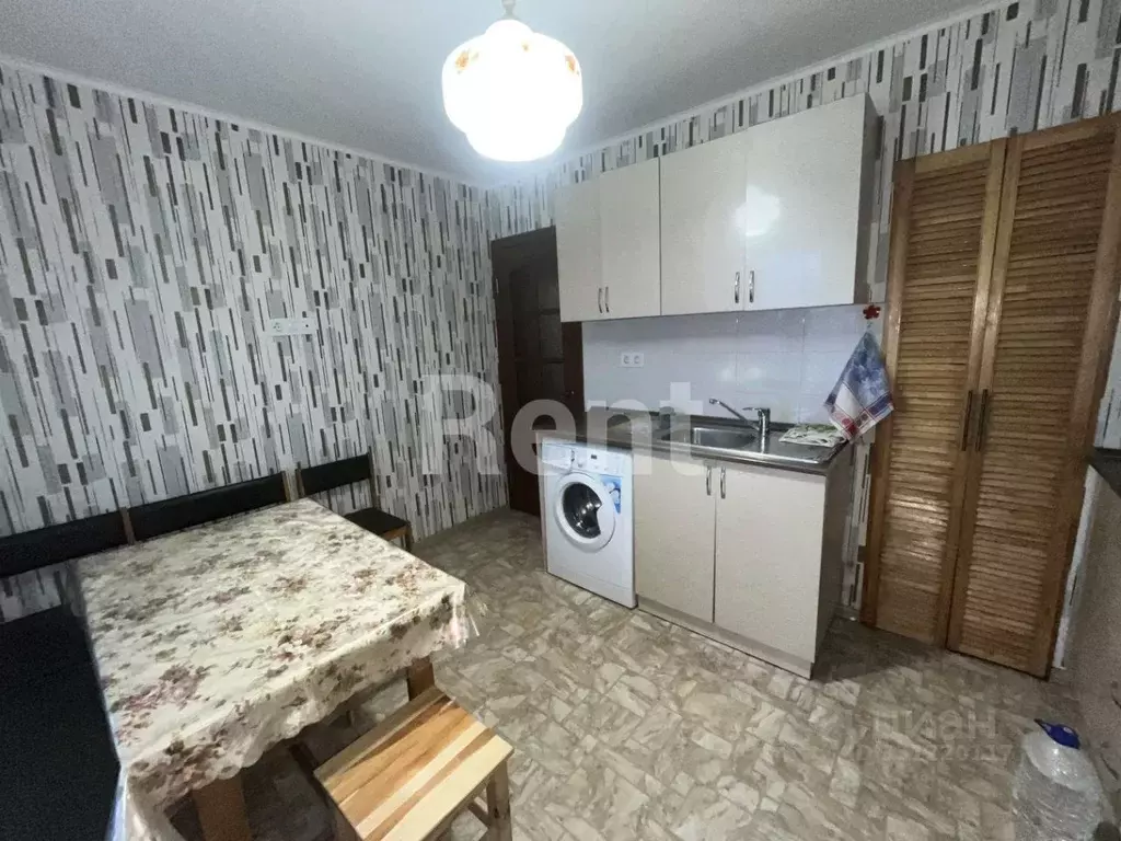 2-к кв. Москва, Москва, Московский г. 1-й мкр, 37 (56.0 м) - Фото 2