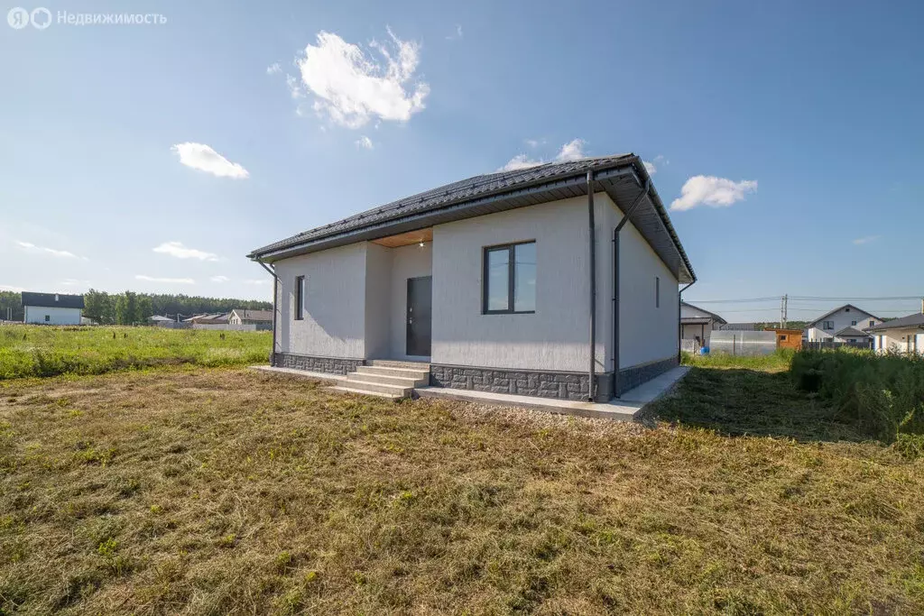 Дом в Свердловская область, Сысертский муниципальный округ, село ... - Фото 1