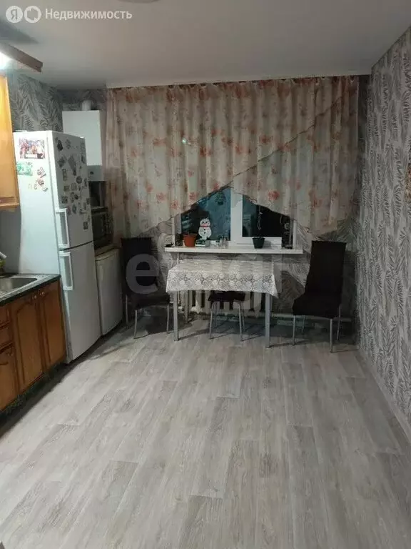 4-комнатная квартира: Омская область, рабочий посёлок Любинский, ... - Фото 2