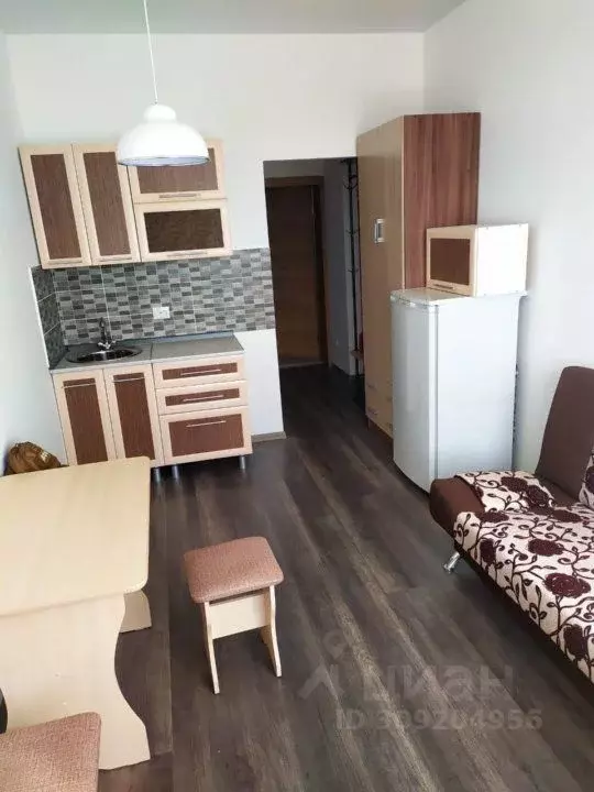 Студия Красноярский край, Красноярск Ленинградская ул., 42 (18.0 м) - Фото 0