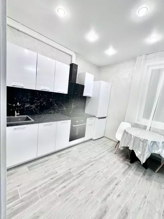 2-к кв. Тульская область, Тула ул. Купцов Гречихиных, 10 (55.0 м) - Фото 1