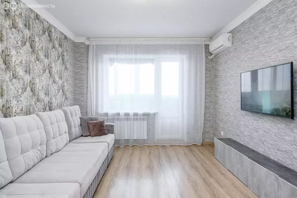 2-комнатная квартира: Омск, улица Завертяева, 9к6 (52 м) - Фото 1