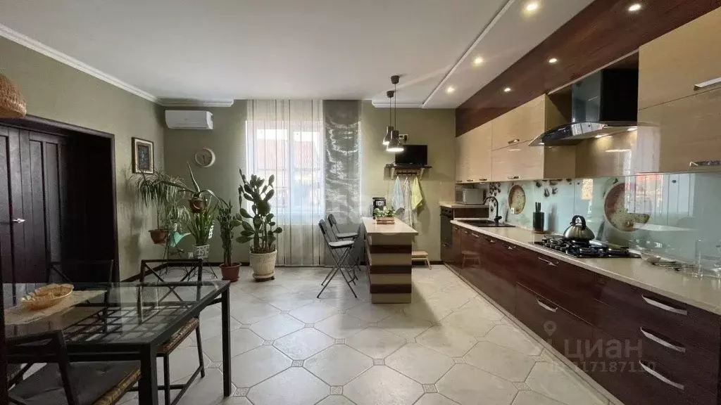 Дом в Краснодарский край, Горячий Ключ Курортный мкр,  (140 м) - Фото 0