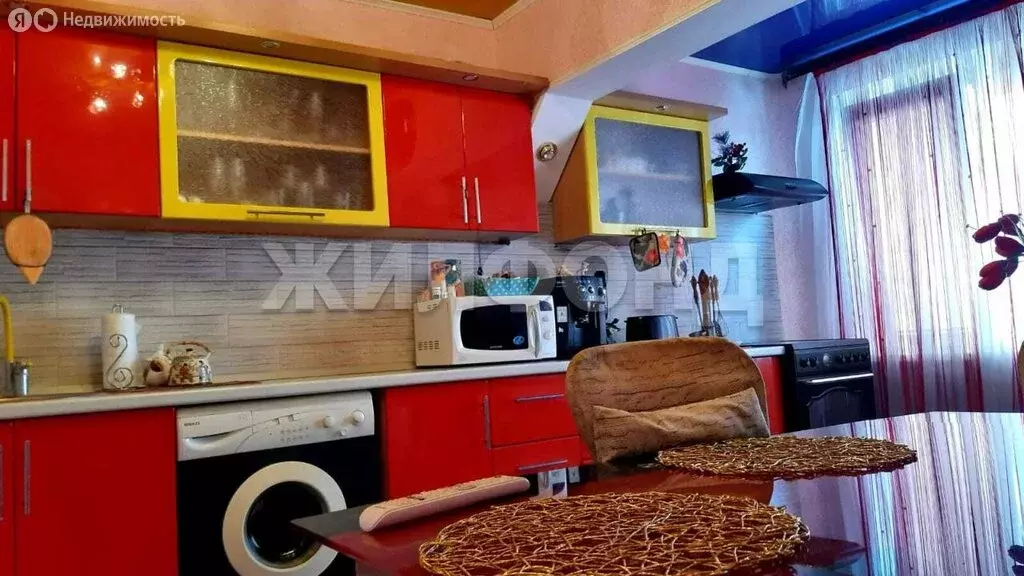 3-комнатная квартира: Георгиевск, улица Калинина, 11 (75.7 м) - Фото 0