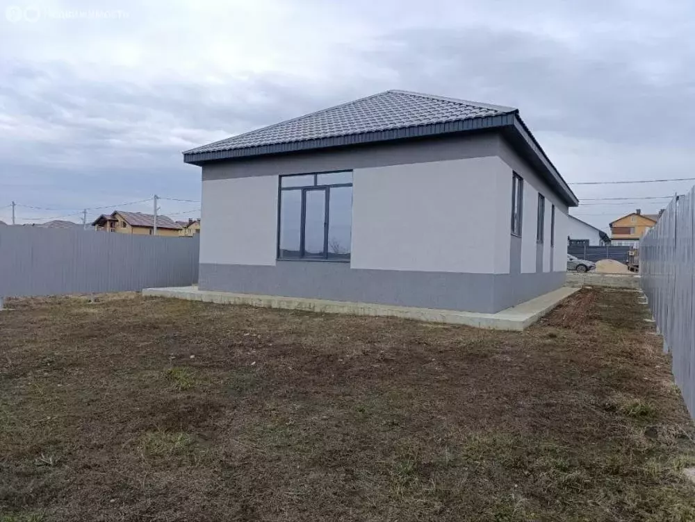 Дом в село Уваровка, 2-я Парковая улица (110 м) - Фото 2