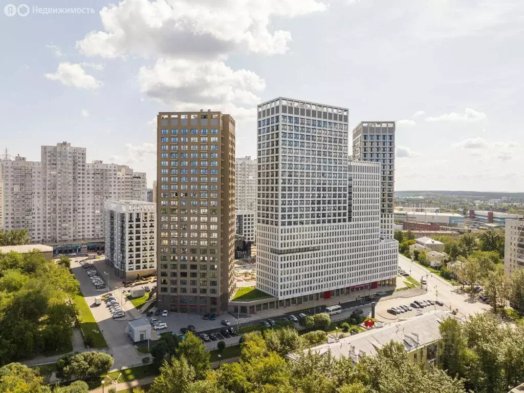 2-комнатная квартира: Екатеринбург, улица Мира, 47 (65 м) - Фото 1