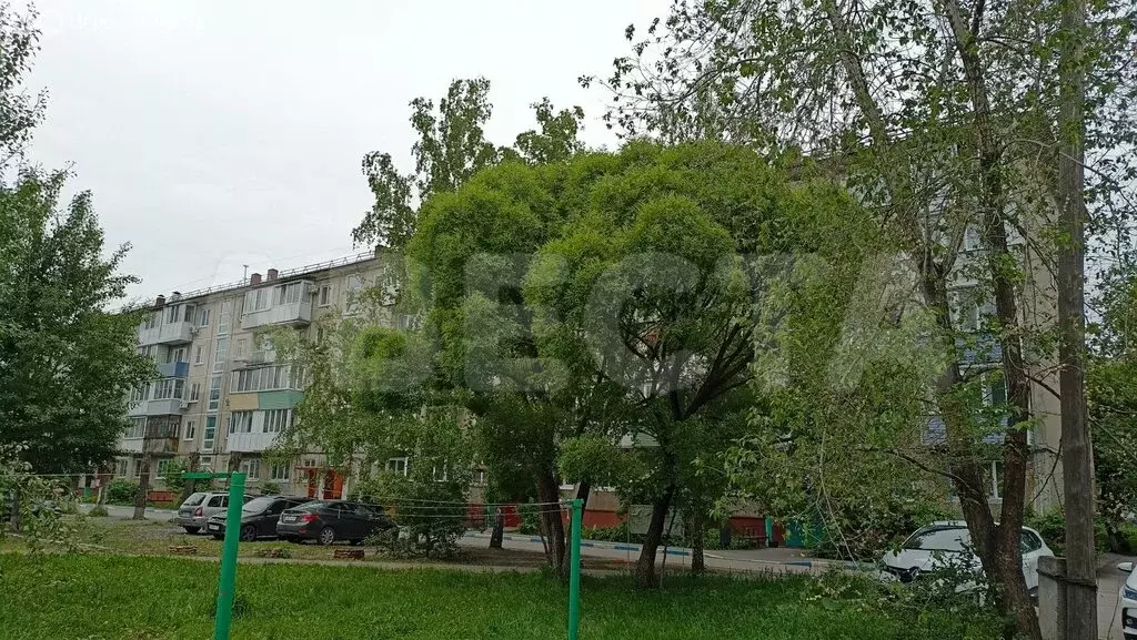 3-комнатная квартира: Омск, улица 75-й Гвардейской Бригады, 9 (62.7 м) - Фото 1