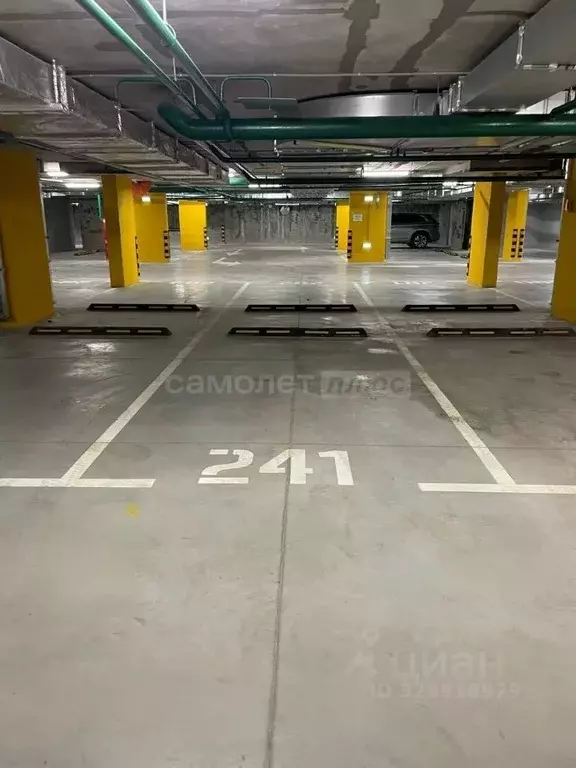 Гараж в Москва ул. Братьев Гранат, 6 (14 м) - Фото 1