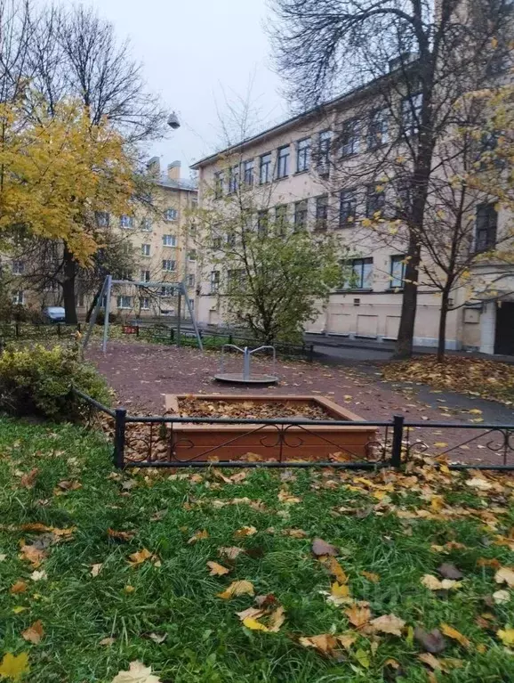 Комната Санкт-Петербург Оборонная ул., 7 (22.2 м) - Фото 2