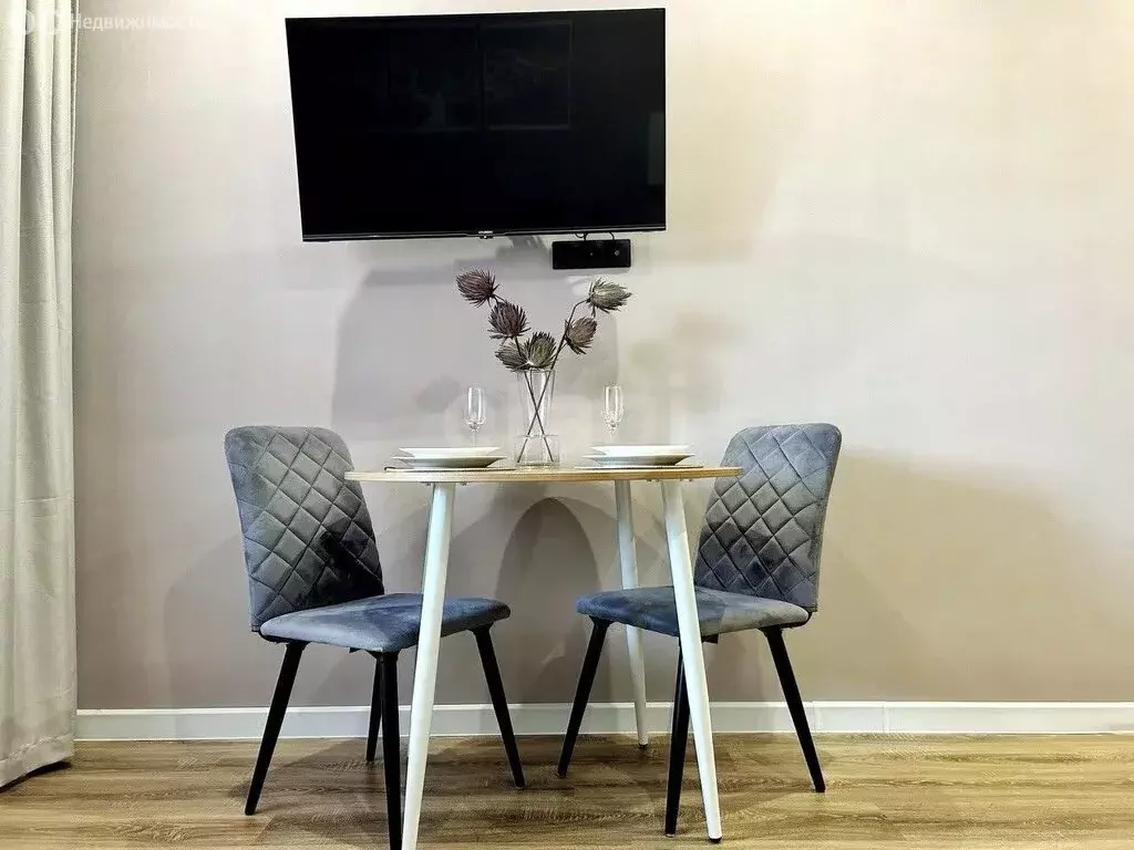 1-комнатная квартира: Тюмень, улица Бориса Житкова, 6к1 (42.8 м) - Фото 1