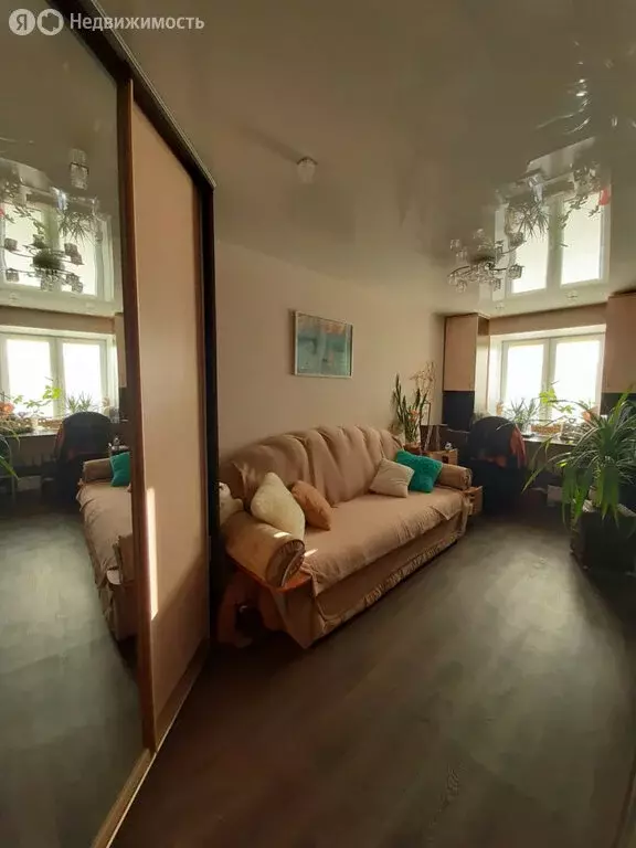 2-комнатная квартира: Нижний Тагил, проспект Дзержинского, 51 (44 м) - Фото 1