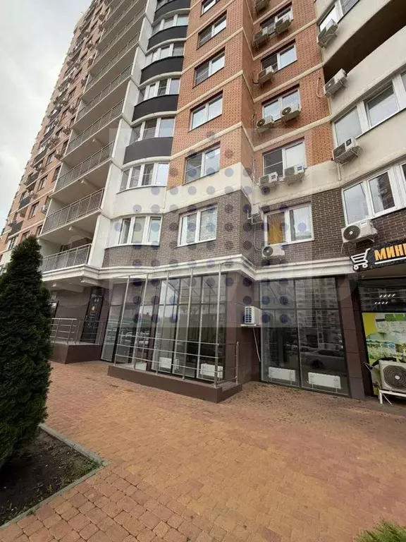 Торговая площадь, услуги, офис 68 кв. м., ремонт - Фото 0