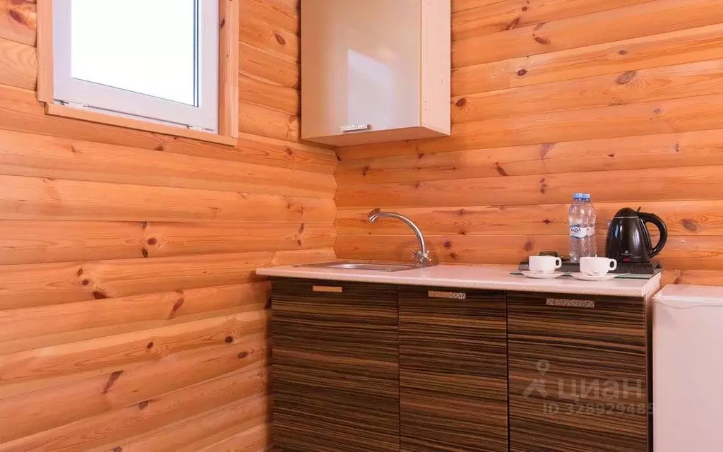 Дом в Крым, Щелкино Ленинский район, ул. Приморская, 19 (120 м) - Фото 2