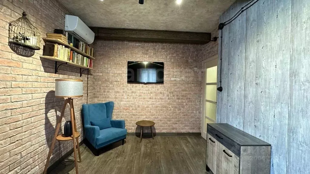 4-к кв. Оренбургская область, Оренбург ул. Сергея Лазо, 14 (101.9 м) - Фото 1