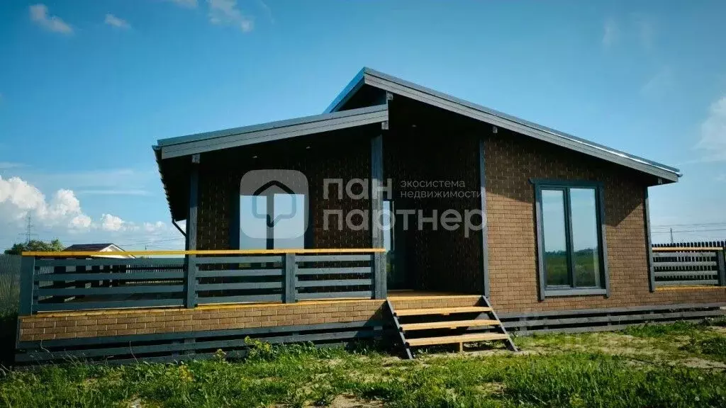 Дом в Ленинградская область, Ломоносовский район, Русско-Высоцкое ... - Фото 0