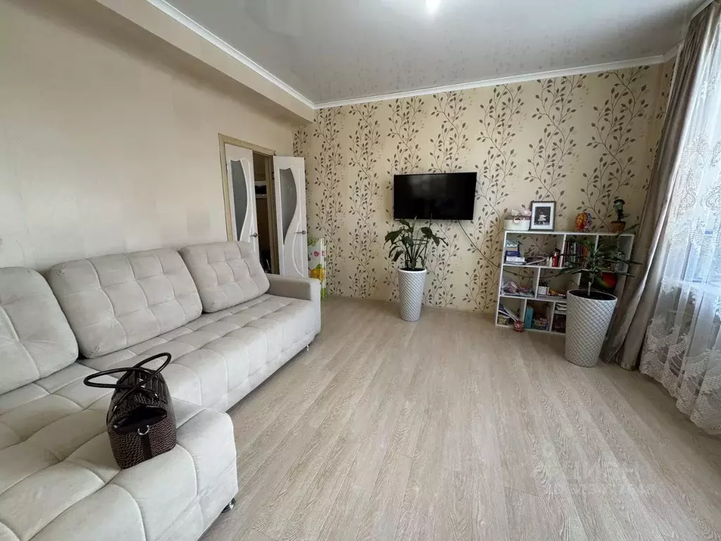 2-к кв. Астраханская область, Астрахань ул. Богдана Хмельницкого, 15 ... - Фото 0