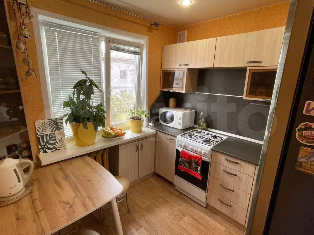1-к. квартира, 30,7 м, 5/5 эт. - Фото 0
