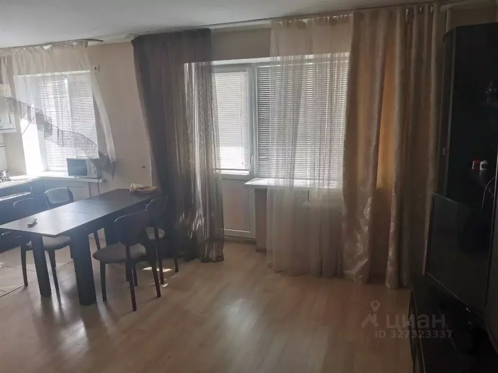 2-к кв. Волгоградская область, Волгоград Комсомольская ул., 18 (47.2 ... - Фото 2