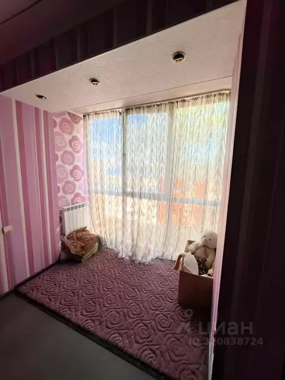 3-к кв. Псковская область, Псков ул. Белинского, 85А (86.0 м) - Фото 1