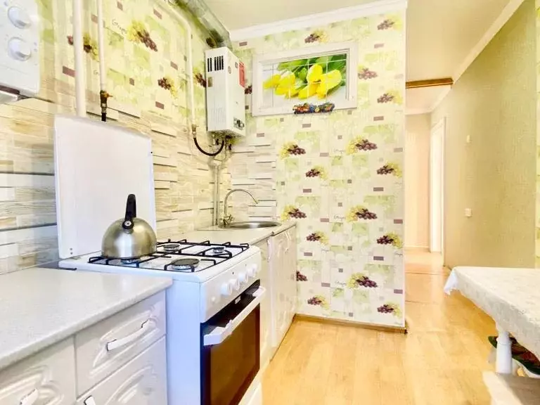 1-к кв. Крым, Алушта муниципальный округ, с. Малый Маяк ул. Утренняя, ... - Фото 1