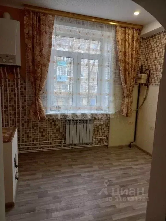 2-к кв. Тверская область, Ржев ул. Елисеева, 11 (51.0 м) - Фото 0