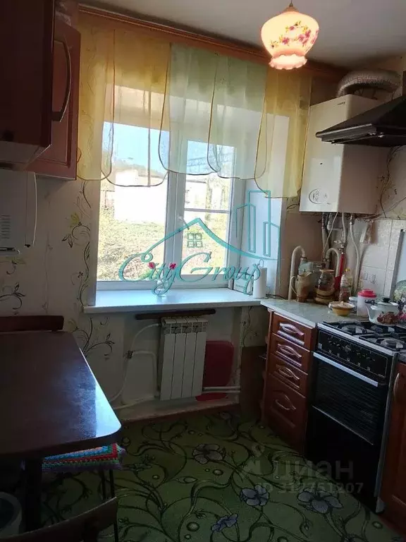 2-к кв. Оренбургская область, Медногорск Комсомольская ул., 14 (43.0 ... - Фото 0