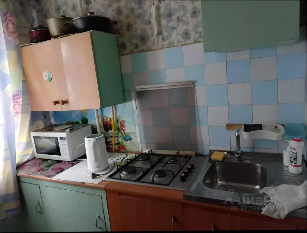 Комната Мурманская область, Мурманск ул. Свердлова, 2к5 - Фото 1