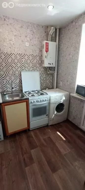 3-комнатная квартира: Энгельс, Смоленская улица, 21 (48.6 м) - Фото 1