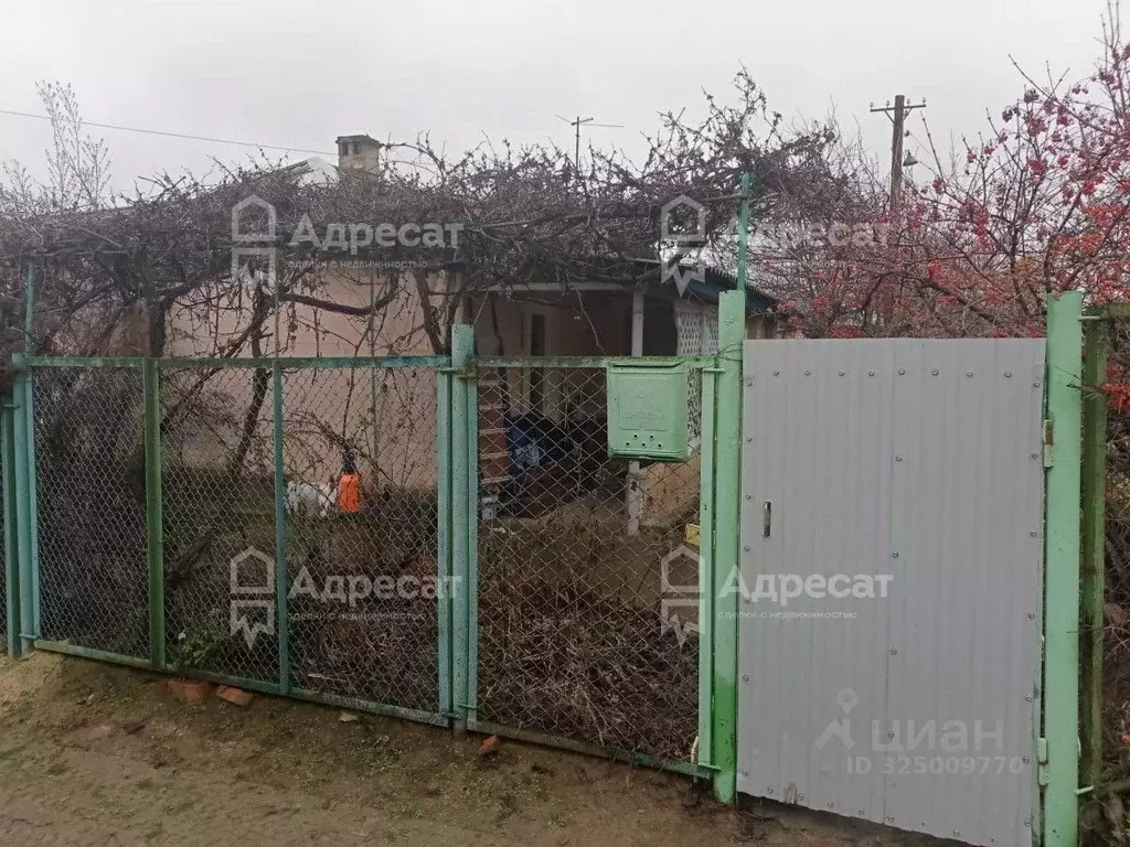 Дом в Волгоградская область, Волгоград Поселок Горная Поляна тер., ул. ... - Фото 0