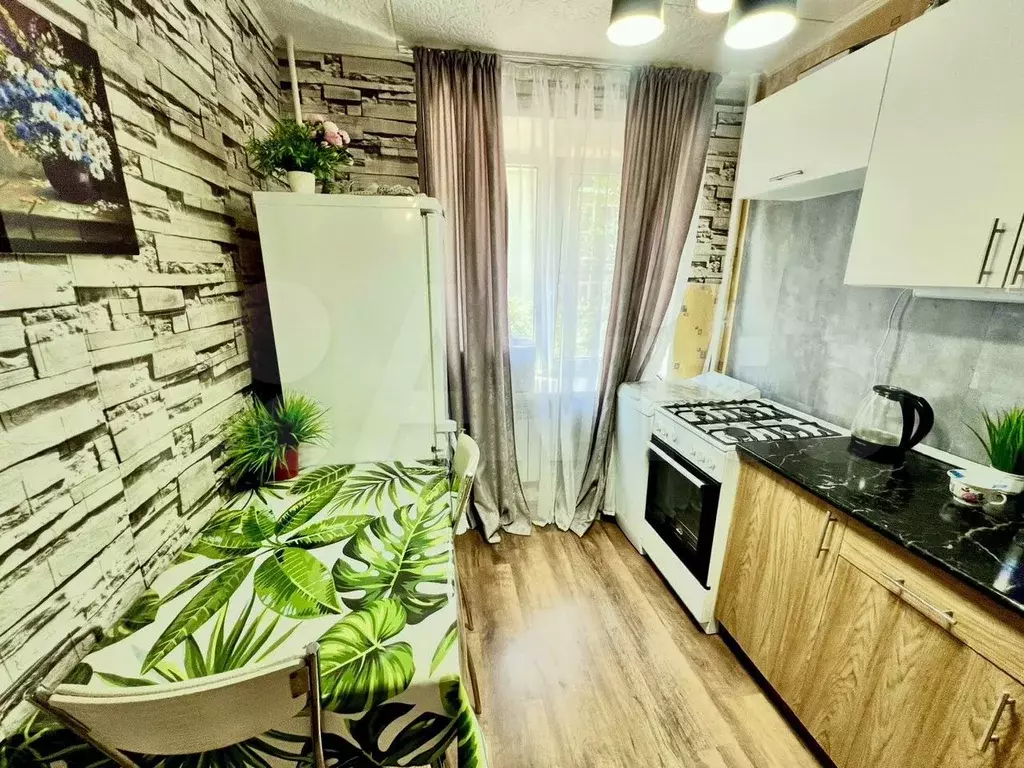 1-к. квартира, 32 м, 2/9 эт. - Фото 0