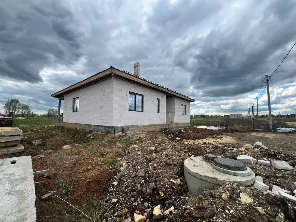 Дом в Нижегородская область, с. Дивеево ул. Октябрьская (121 м) - Фото 1