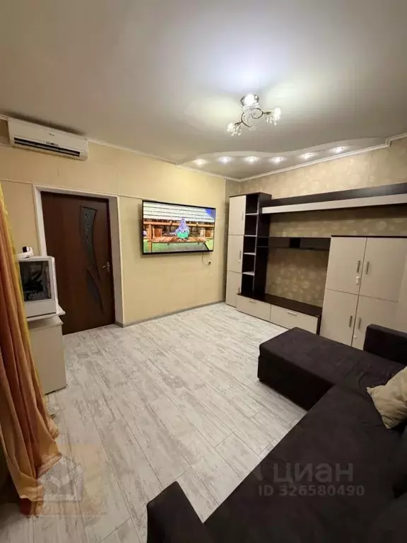 2-к кв. Крым, Евпатория ул. 13 Ноября, 37 (51.0 м) - Фото 1