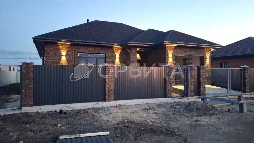 Дом в Тюменская область, Тюмень ул. Михаила Иванова, 3 (140 м) - Фото 2