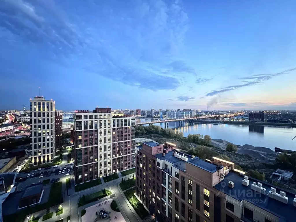 3-к кв. Новосибирская область, Новосибирск Фабричная ул., 65/3 (63.0 ... - Фото 0