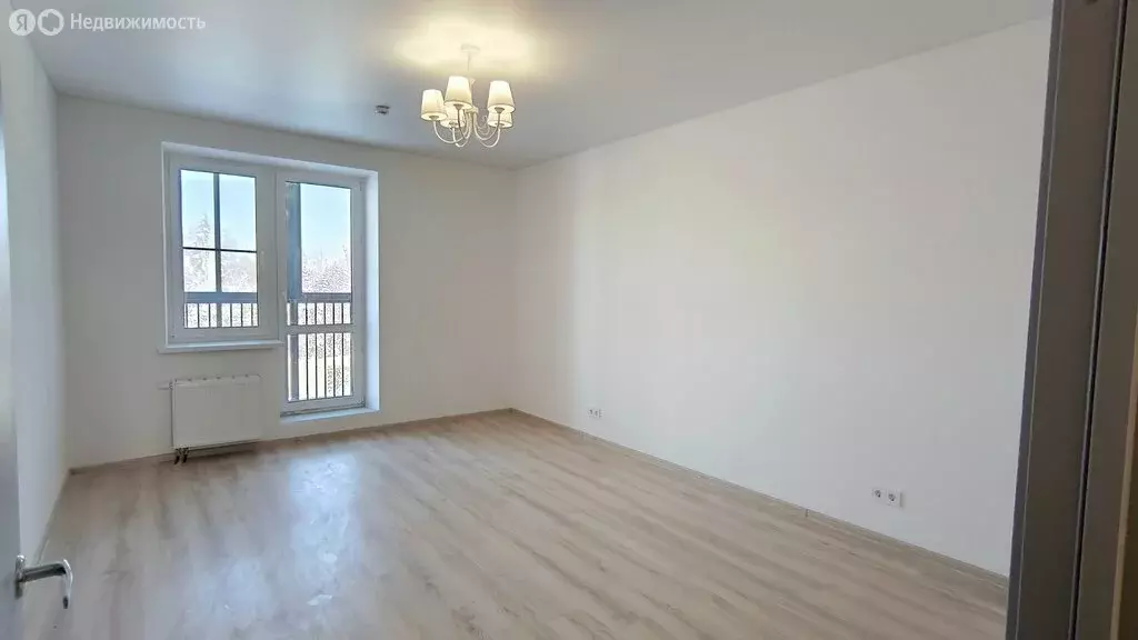 3-комнатная квартира: посёлок городского типа Некрасовский, микрорайон ... - Фото 2