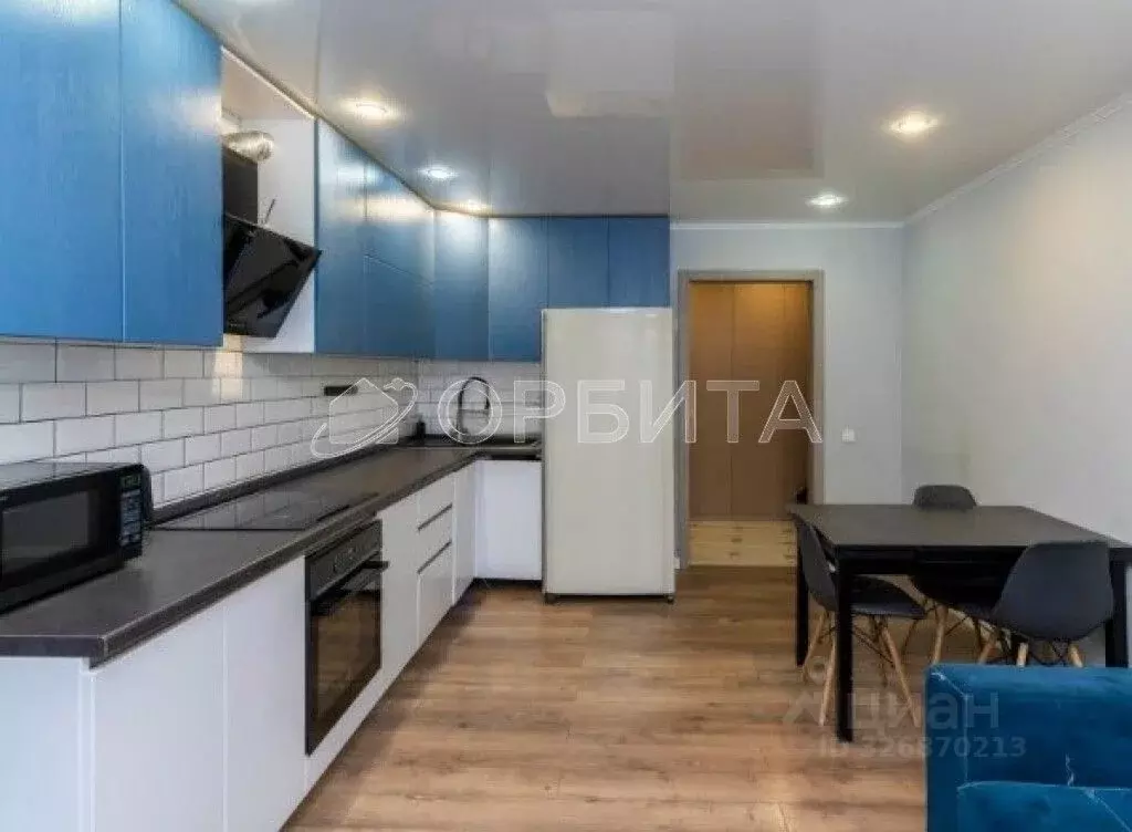 2-к кв. Тюменская область, Тюмень ул. Александра Митинского, 3 (67.0 ... - Фото 1