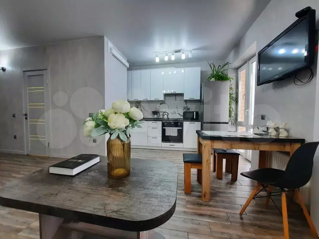 Квартира-студия, 35 м, 10/25 эт. - Фото 1