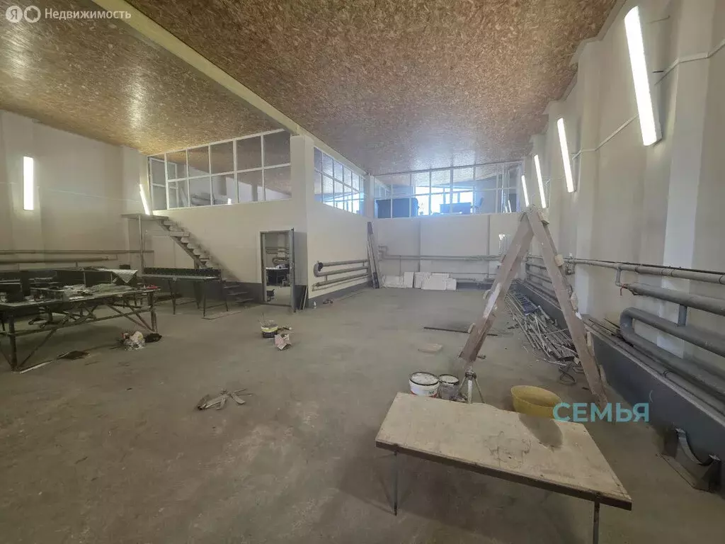 Помещение свободного назначения (350 м) - Фото 1