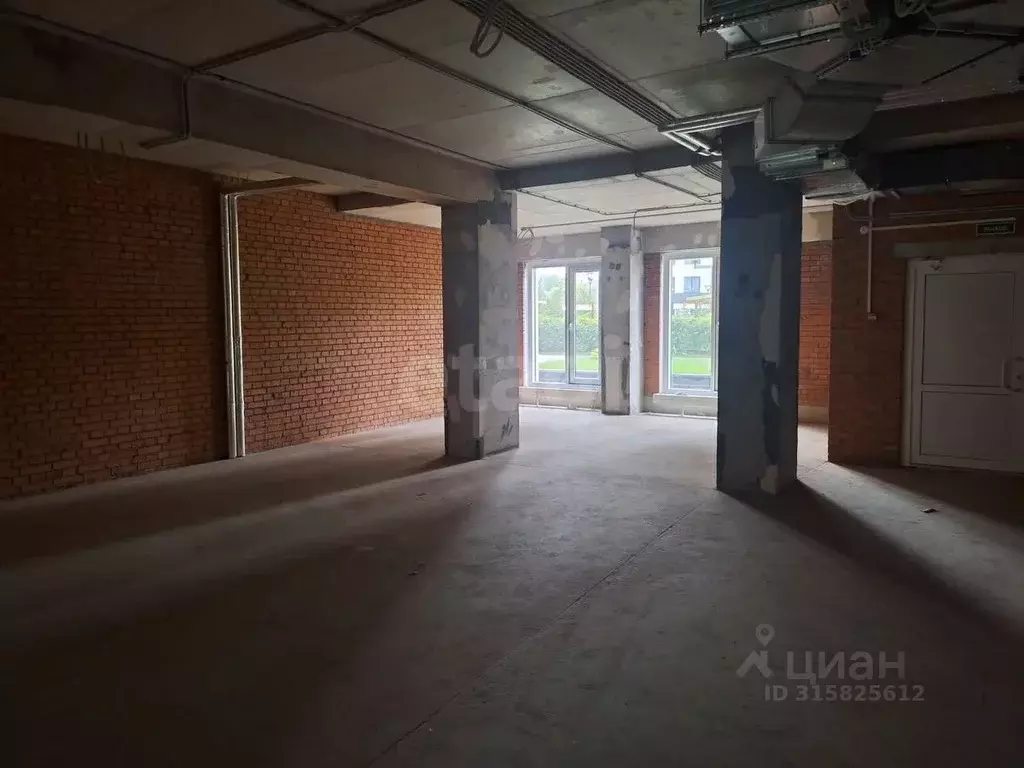 Торговая площадь в Санкт-Петербург Львовская ул., 9 (209 м) - Фото 0