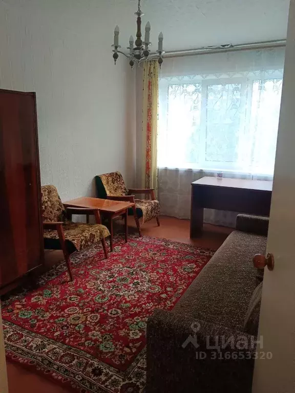 2-к кв. Калужская область, Калуга ул. Максима Горького, 94 (52.0 м) - Фото 0
