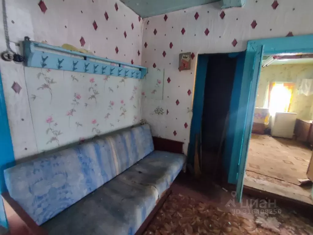 Дом в Ульяновская область, Майнское городское поселение, с. Аксаково ... - Фото 1