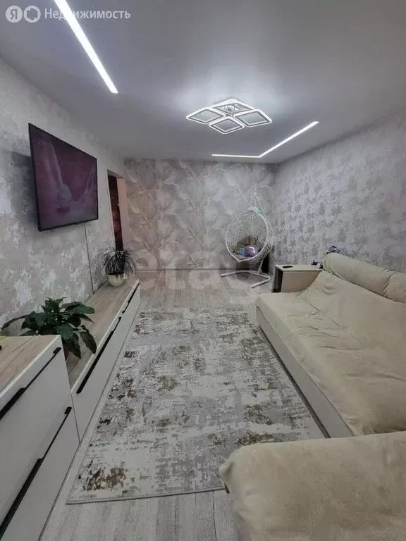 3-комнатная квартира: Ялуторовск, Полевая улица, 52 (63 м) - Фото 2