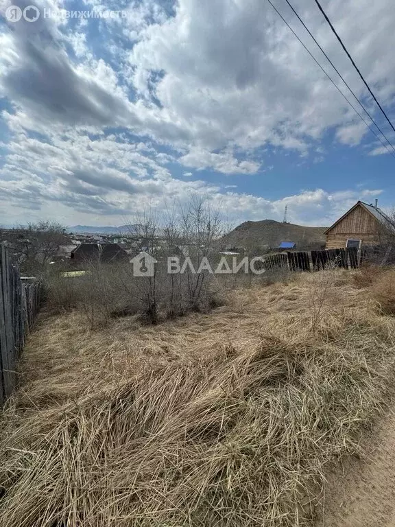 Участок в село Нижний Саянтуй, ДНТ Космос (6 м) - Фото 0