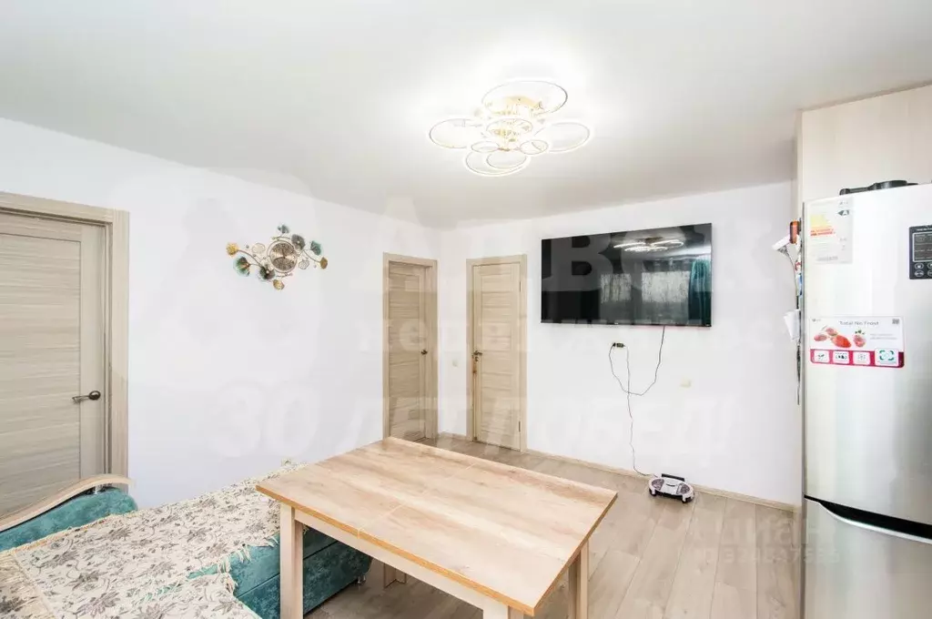 2-к кв. Тюменская область, Тюмень ул. Алексея Сергиенко, 9 (50.7 м) - Фото 2