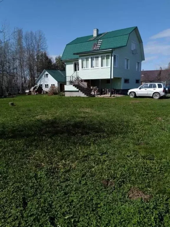 Дом в Псковская область, Гдов муниципальное образование, д. Надозерье  ... - Фото 0