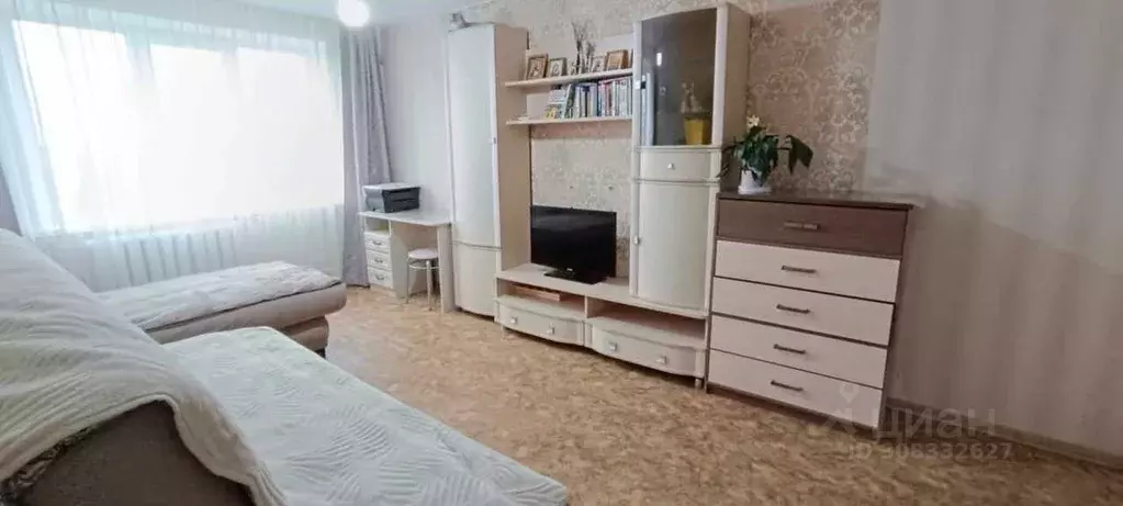 3-к кв. Чувашия, Чебоксары Хузангая ул., 25 (69.1 м) - Фото 0